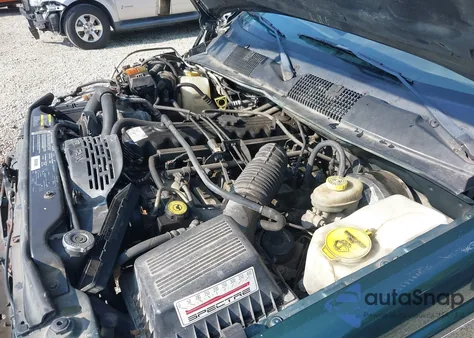 1998 Jeep Grand Cherokee Laredo/Tsi from USA, damaged, VIN 1J4GZ58S0WC343013